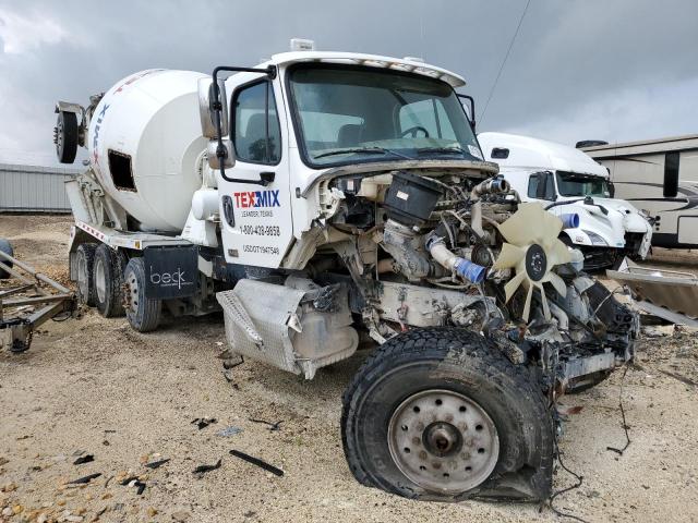  Salvage Freightliner 114sd
