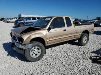  Salvage Toyota Tacoma