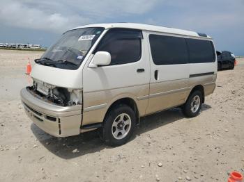  Salvage Toyota Hiace