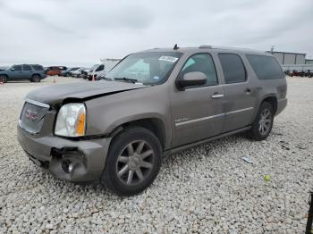  Salvage GMC Yukon