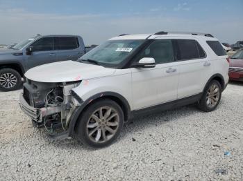  Salvage Ford Explorer