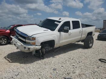  Salvage Chevrolet Silve 2500
