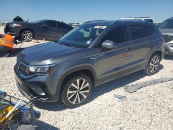  Salvage Volkswagen Taos