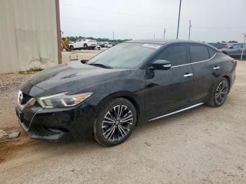  Salvage Nissan Maxima