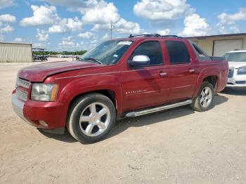  Salvage Chevrolet Avalanche
