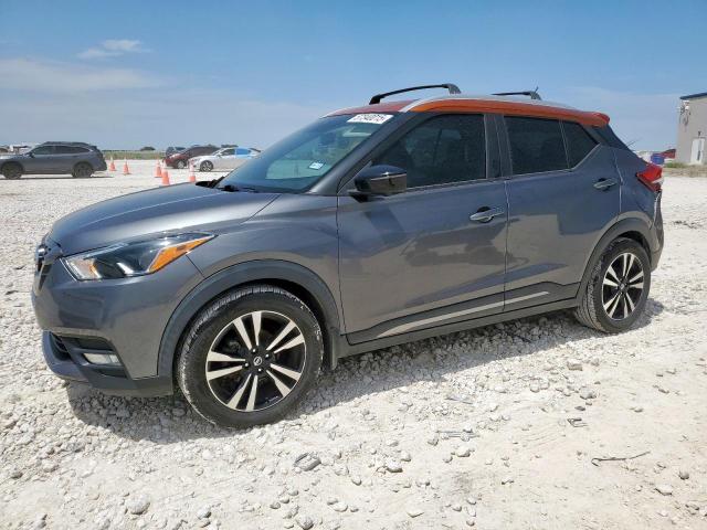  Salvage Nissan Kicks