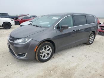  Salvage Chrysler Pacifica