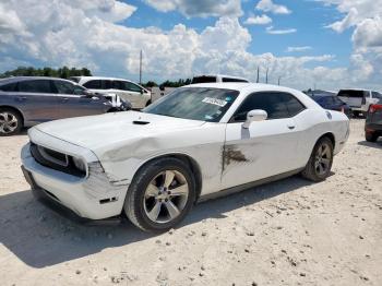  Salvage Dodge Challenger