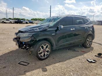  Salvage Kia Seltos