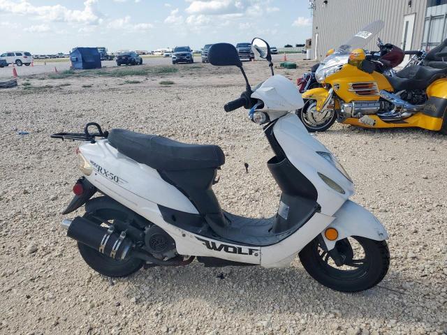  Salvage Zhng Moped