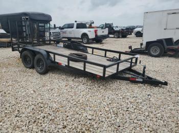  Salvage C&mtrilers 15 Ft