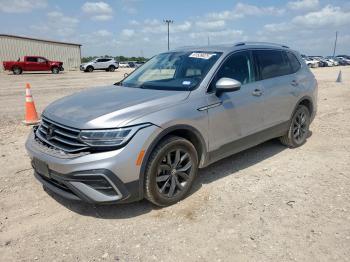  Salvage Volkswagen Tiguan