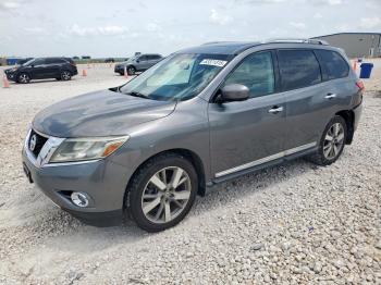 Salvage Nissan Pathfinder