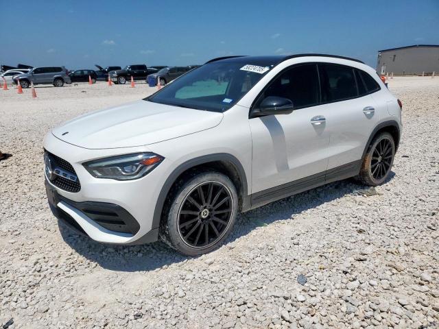 Salvage Mercedes-Benz GLA