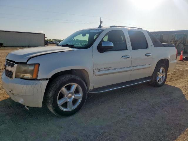  Salvage Chevrolet Avalanche