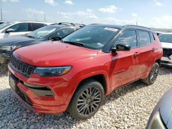  Salvage Jeep Compass