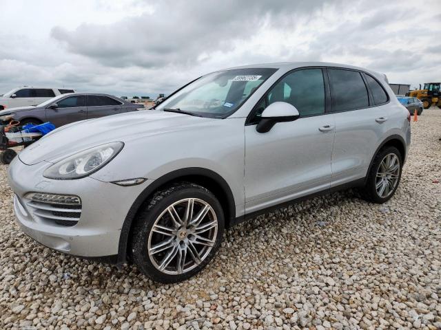  Salvage Porsche Cayenne