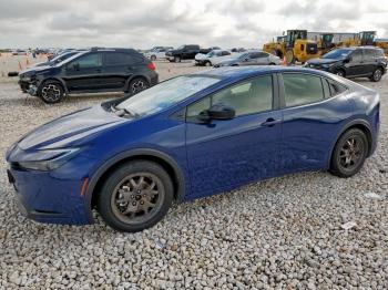  Salvage Toyota Prius