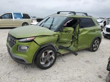  Salvage Hyundai VENUE