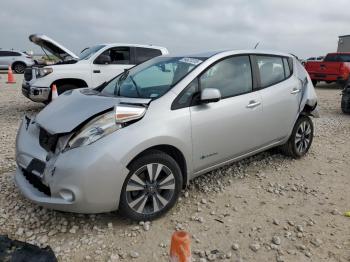  Salvage Nissan LEAF
