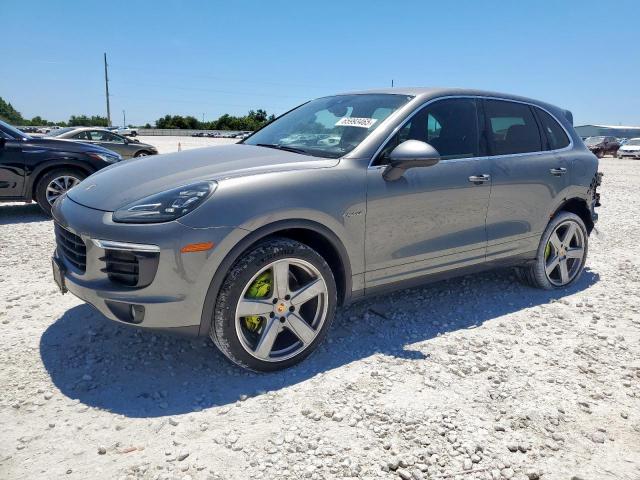  Salvage Porsche Cayenne