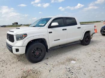  Salvage Toyota Tundra