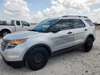  Salvage Ford Explorer