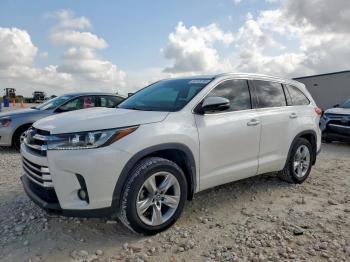  Salvage Toyota Highlander