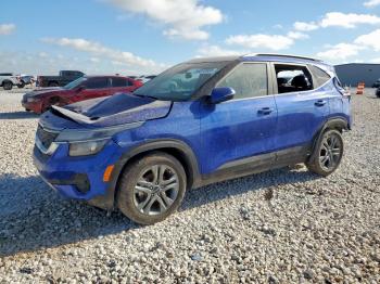  Salvage Kia Seltos