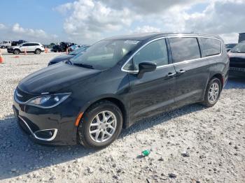  Salvage Chrysler Pacifica