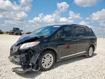  Salvage Toyota Sienna