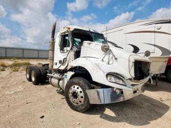  Salvage Freightliner Columbia
