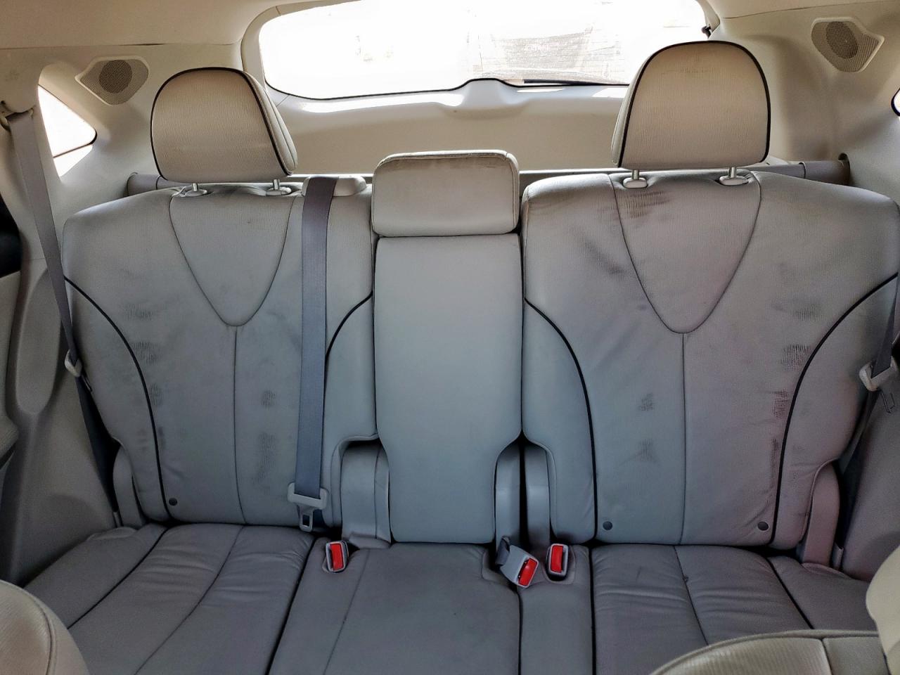 Toyota Venza Image 5