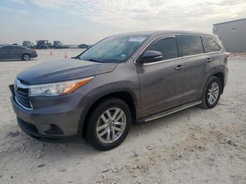  Salvage Toyota Highlander