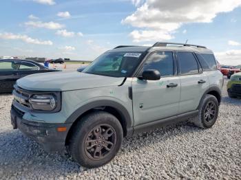  Salvage Ford Bronco