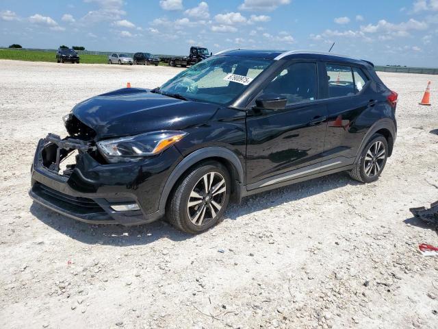  Salvage Nissan Kicks