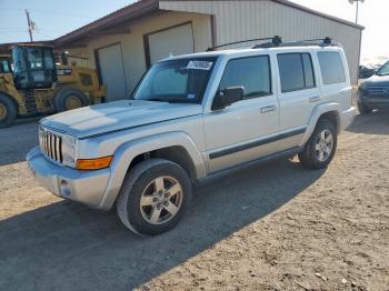 Salvage Jeep Commander