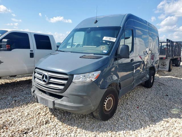  Salvage Mercedes-Benz Sprinter