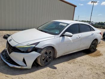  Salvage Hyundai ELANTRA