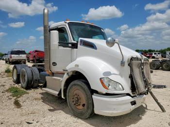  Salvage Kenworth T680