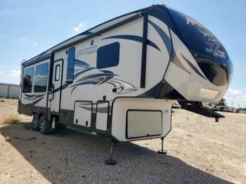  Salvage Trlr Camper