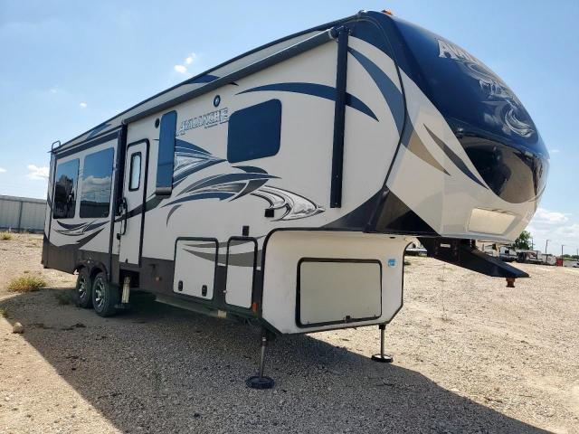  Salvage Trlr Camper