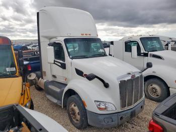  Salvage Peterbilt Tractor 579