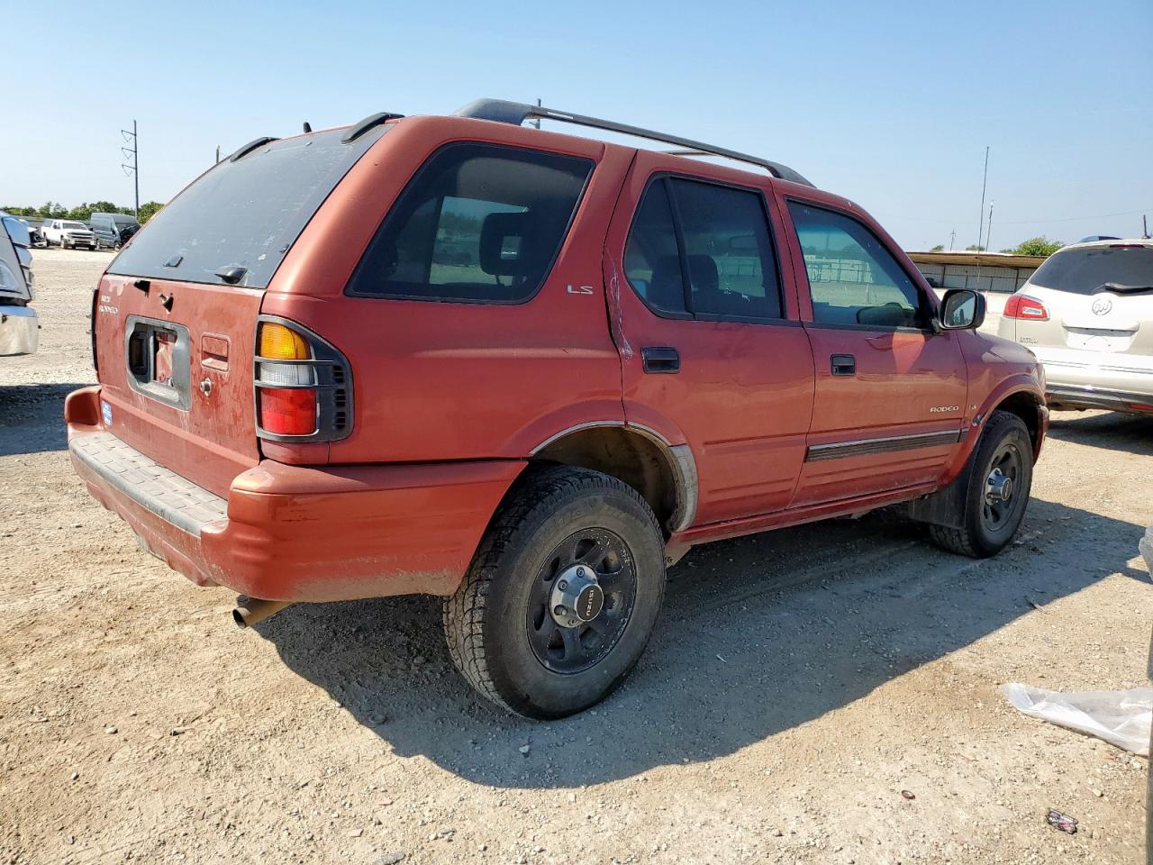 Isuzu Rodeo S Image 9