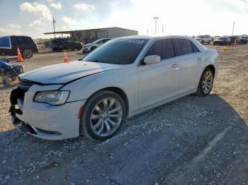  Salvage Chrysler 300