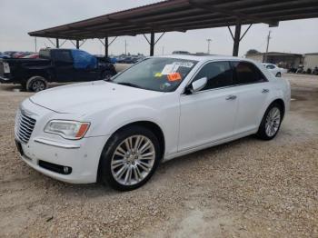  Salvage Chrysler 300