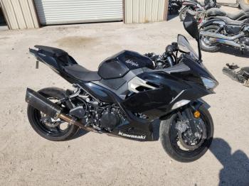  Salvage Kawa Ninja 400