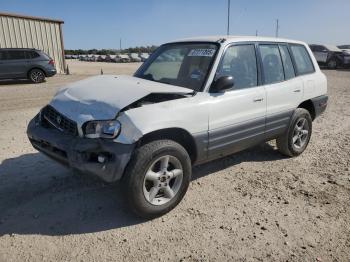  Salvage Toyota RAV4