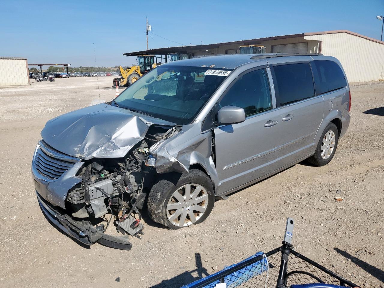 Chrysler Minivan Touring Image 1