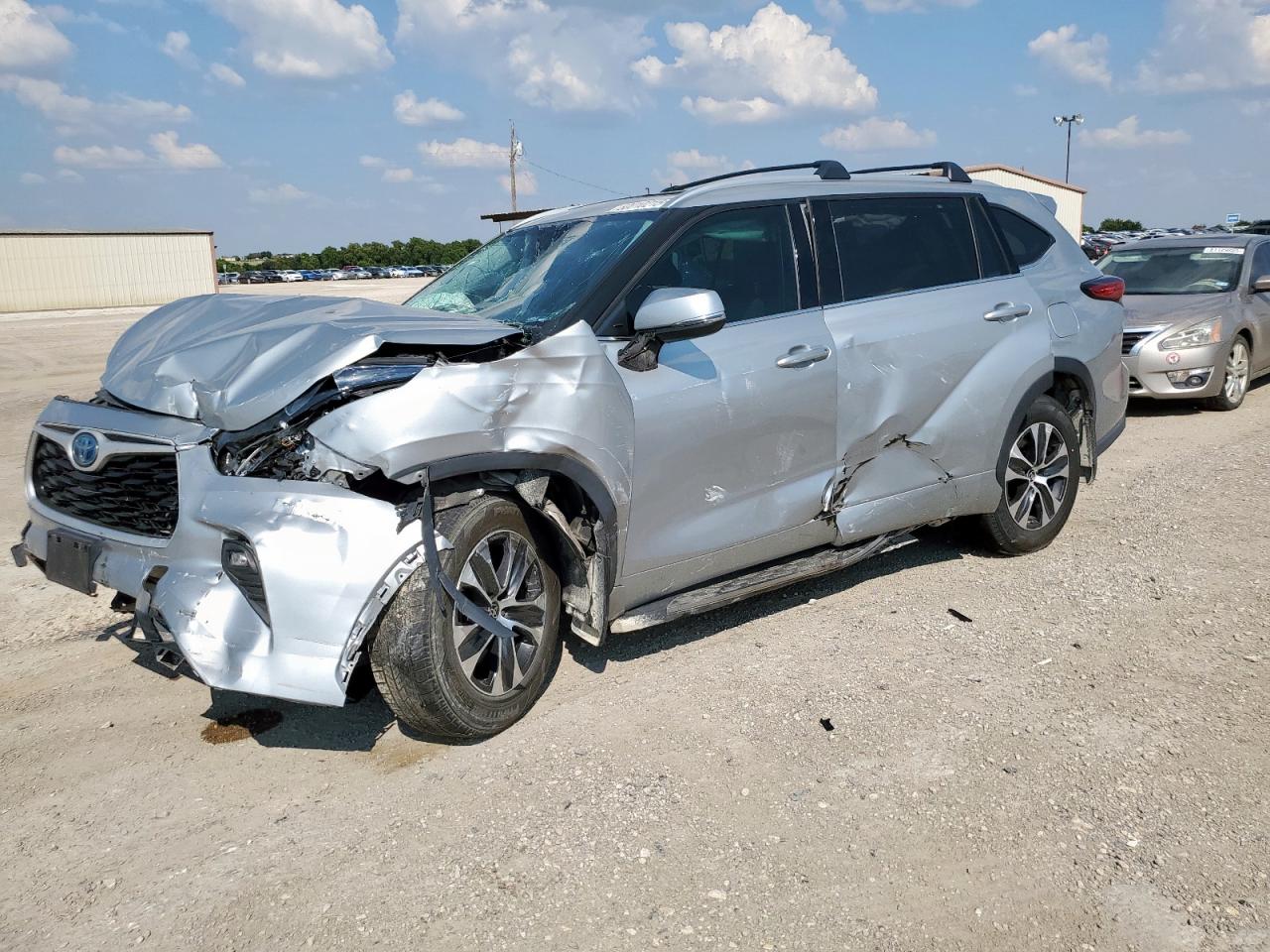 Toyota Highlander Hybrid Xle Image 1